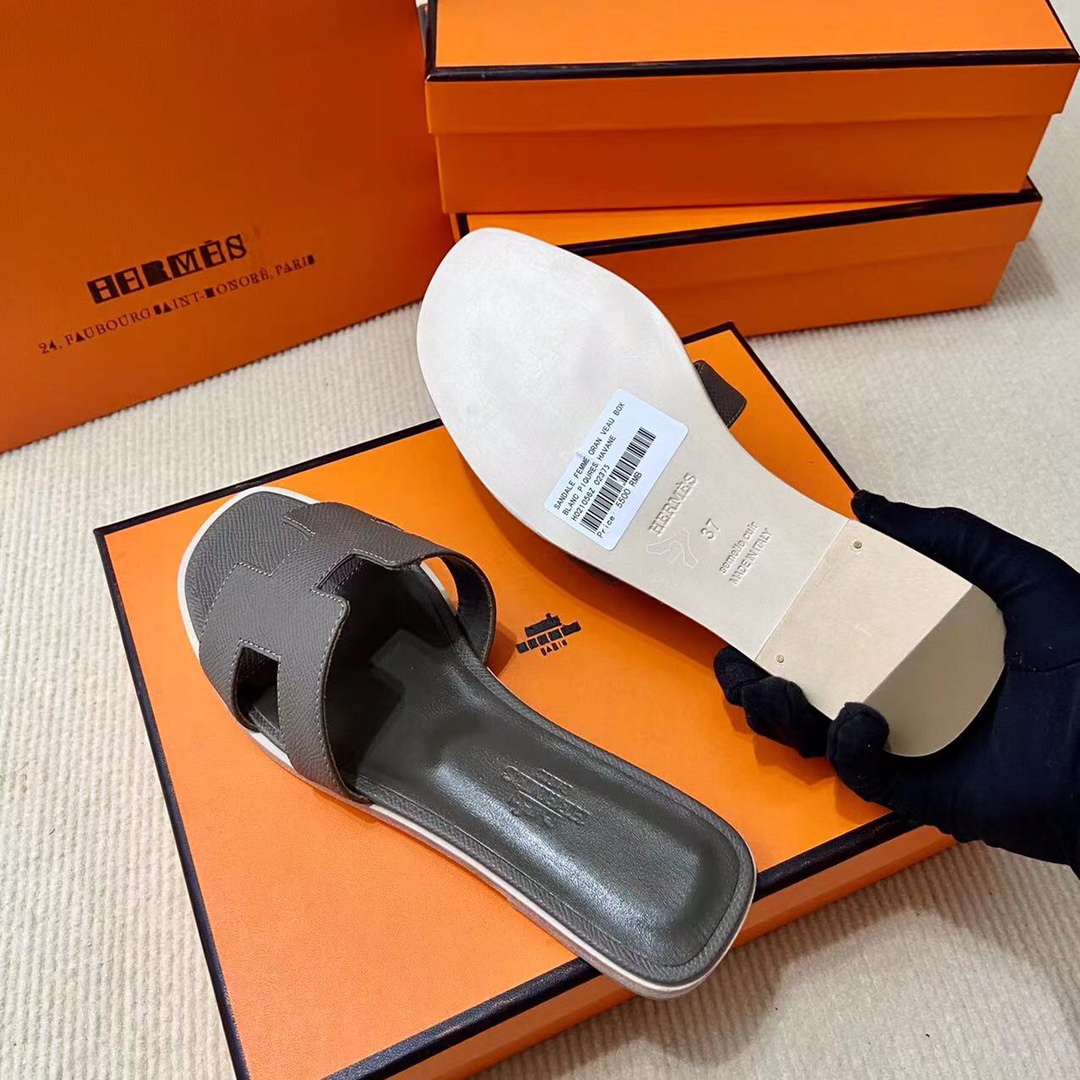 에르메스 올수공 오란 슬리퍼 샌들 앱송 86